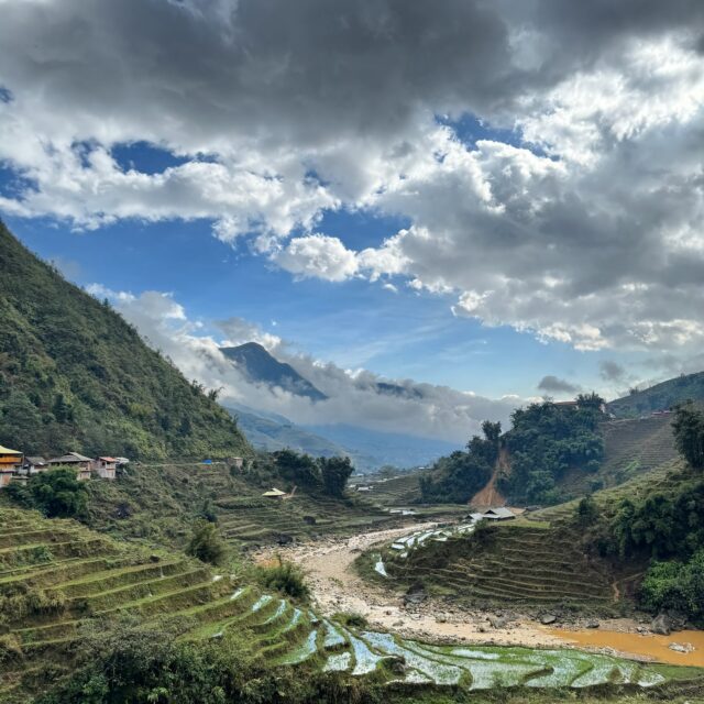 Trekking at Sa Pa
#sapa #vietnam #vietnamtravel #wanderertraverse #wanderer #mountainview